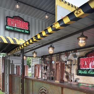 desperados containers, mobile bar, pop-up, mobile construction